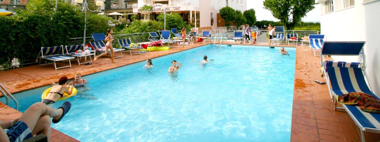 Hotel London Cattolica Exterior foto